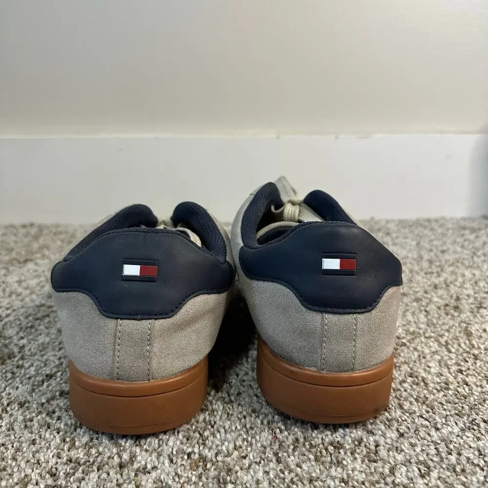 TOMMY HILFIGER Men's Lerge Sneaker Size 10